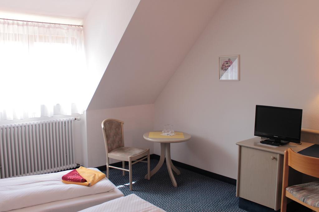 Hotel Hirschengarten Freiburg im Breisgau Zimmer foto